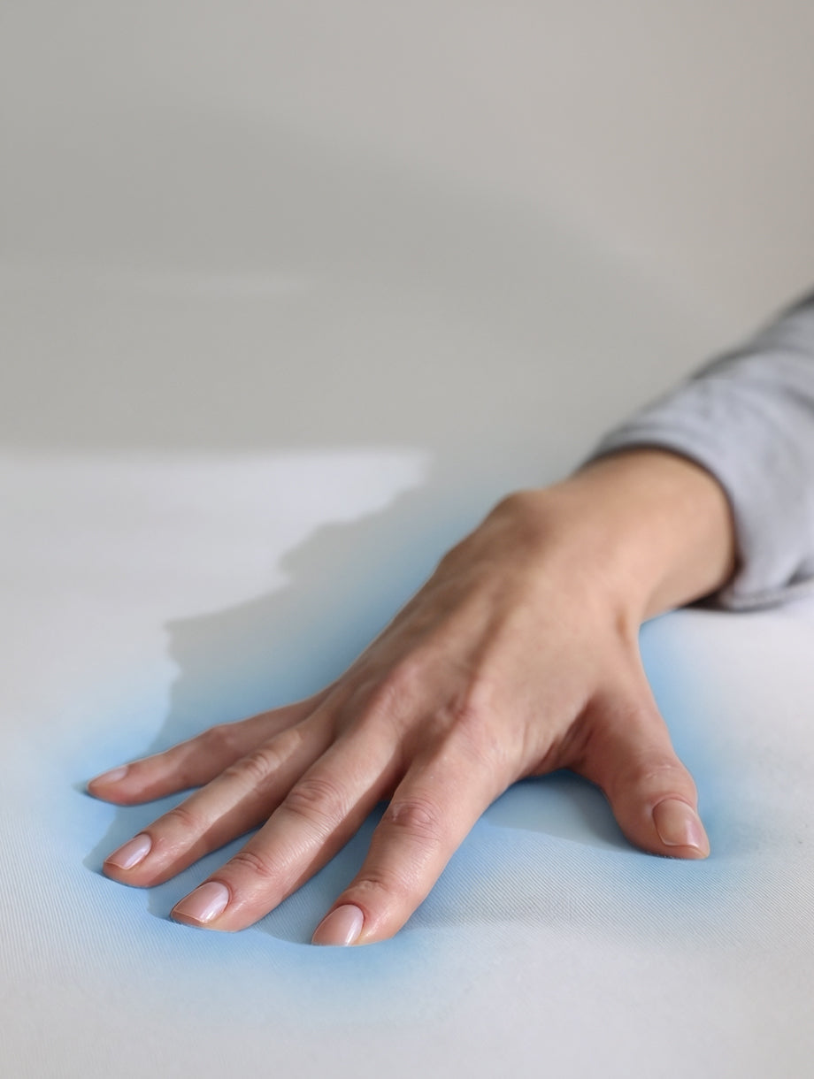 Keeps you at your perfect sleep temperature, all night.